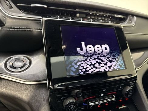 Used 2022 Jeep Grand Cherokee L Laredo AWD/4WD image 6