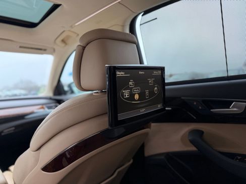 Used 2014 Audi A8 L 4.0T w/ Premium Package image 31