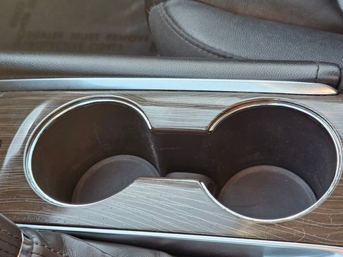 Used 2016 Chevrolet Malibu Premier image 12