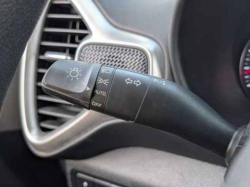 Used 2020 Kia Soul LX FWD image 20