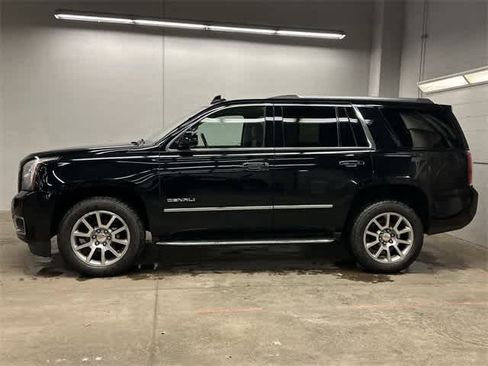 Used 2020 GMC Yukon Denali w/ Open Road Package image 2