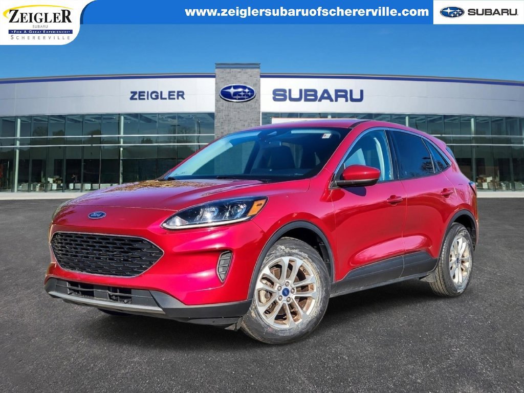 Used 2020 Ford Escape SE FWD image 1