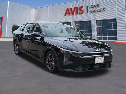Used 2025 Kia K4 FWD image 9