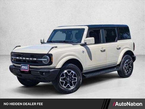 Certified 2025 Ford Bronco Outer Banks AWD/4WD image 1