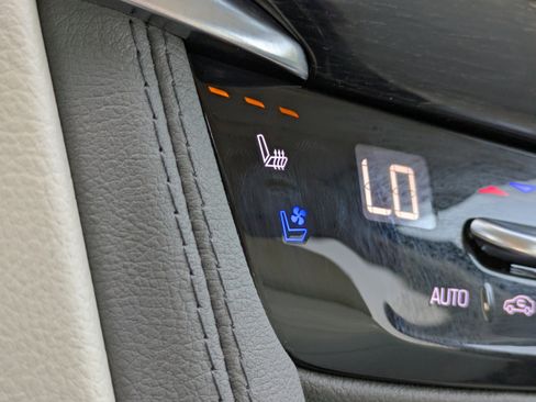 Certified 2024 Cadillac XT6 Premium Luxury w/ Technology Package image 29