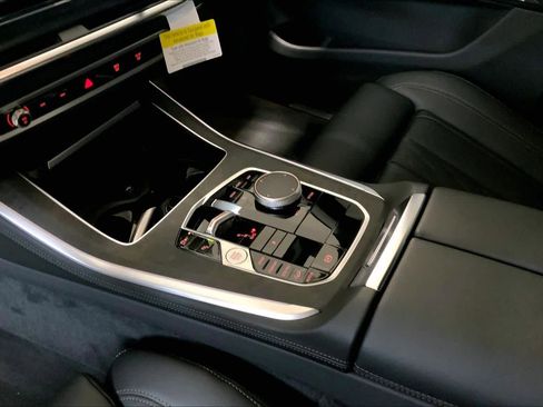 New 2026 BMW X5 xDrive40i w/ Premium Package image 7