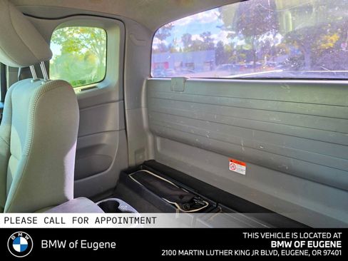 Used 2015 Toyota Tacoma 4x4 Access Cab image 19