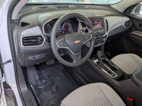 Used 2023 Chevrolet Equinox LS w/ LS Convenience Package FWD image 12