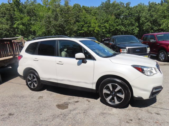 Used 2017 Subaru Forester 2.5i Limited AWD/4WD image 5