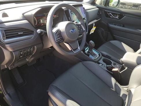 Used 2025 Subaru Forester Limited AWD/4WD image 22