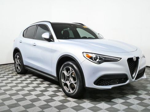 Used 2023 Alfa Romeo Stelvio Sprint RWD image 30
