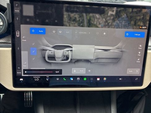 Used 2021 Tesla Model S Plaid image 8