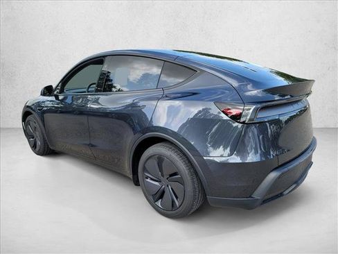 Used 2026 Tesla Model Y Long Range AWD/4WD image 7