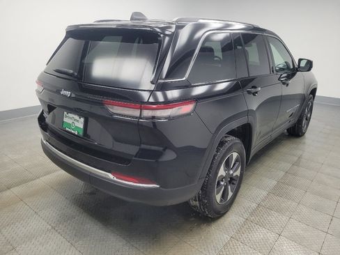 Used 2022 Jeep Grand Cherokee Limited 4xe image 9