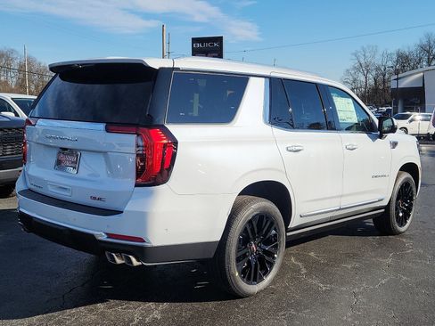 New 2026 GMC Yukon Denali w/ Sun & Power Step Package image 4