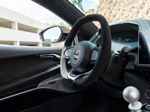 New 2025 Lotus Emira image 22