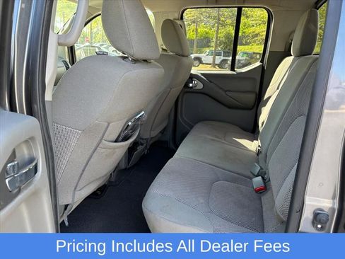 Used 2019 Nissan Frontier SV AWD/4WD image 18