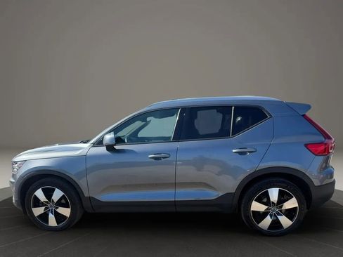 Used 2019 Volvo XC40 T5 Momentum AWD/4WD image 8