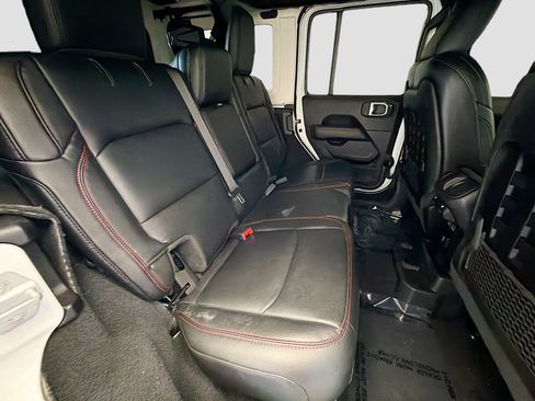 Used 2019 Jeep Wrangler Unlimited Rubicon image 14