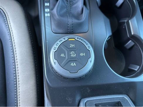 New 2025 Ford Bronco Big Bend w/ Black Diamond Package image 20