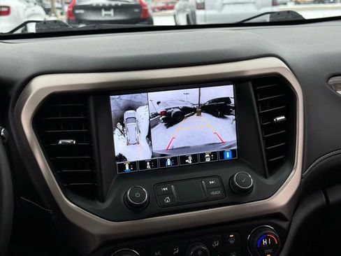 Used 2023 GMC Acadia Denali image 7