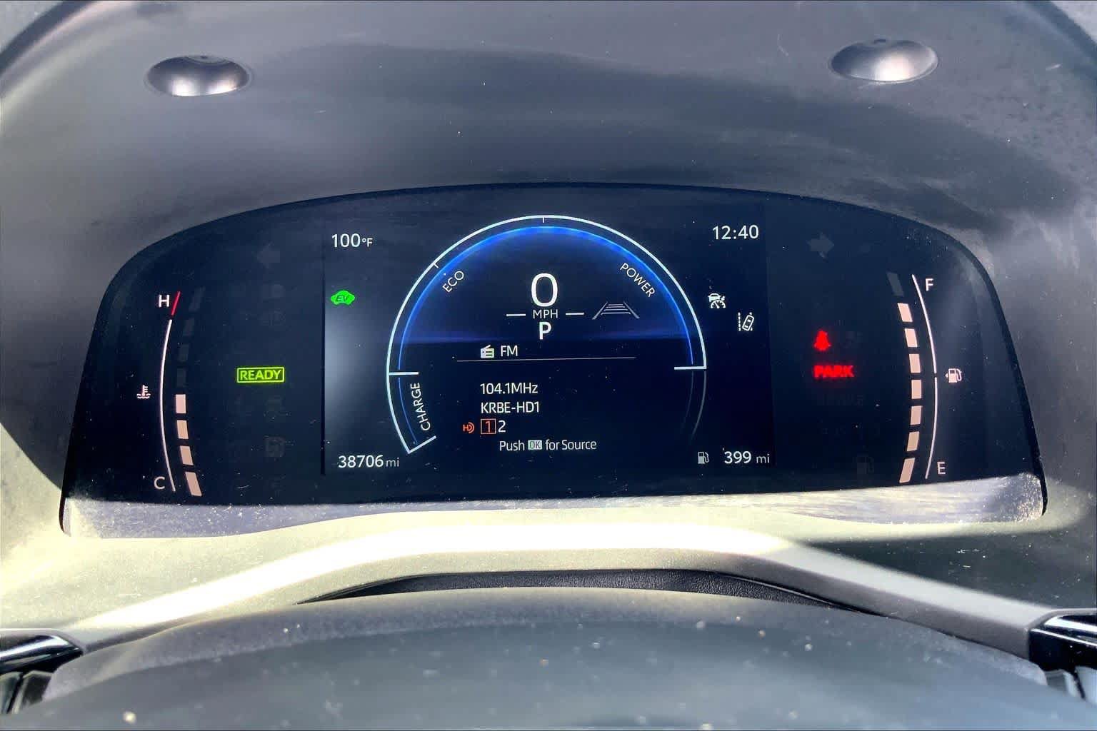 Certified 2025 Toyota Camry SE FWD image 25