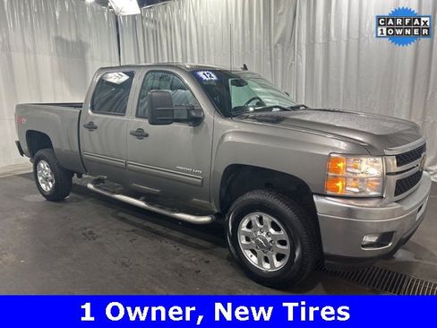 Used 2012 Chevrolet Silverado 2500 LT w/ Interior Plus Package image 2