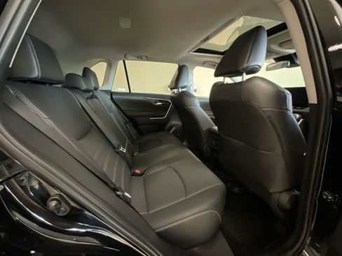 Used 2024 Toyota RAV4 XLE Premium image 20