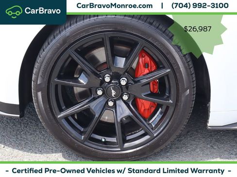 Used 2017 Ford Mustang GT w/ Black Accent Package RWD image 12