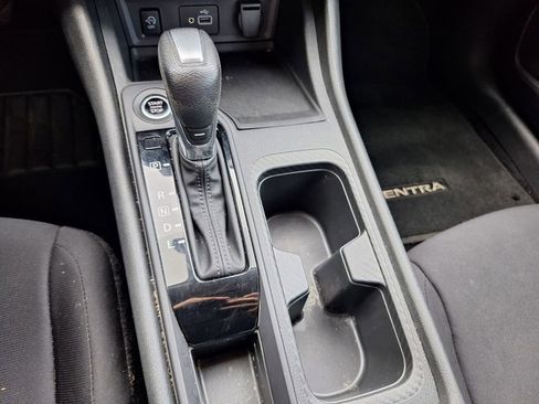 Used 2024 Nissan Sentra S image 14