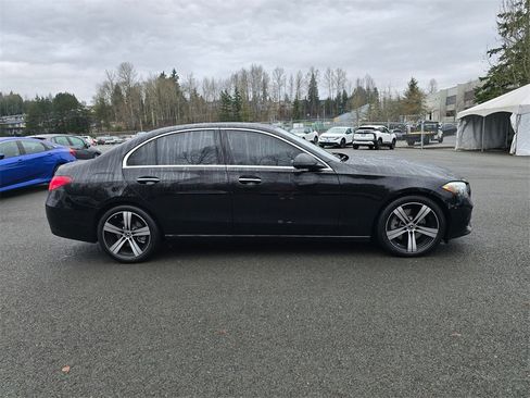 Used 2025 Mercedes-Benz C 300 4MATIC Sedan image 6