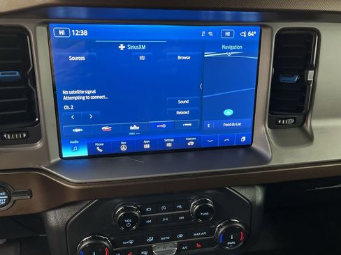 Certified 2022 Ford Bronco Outer Banks AWD/4WD image 17