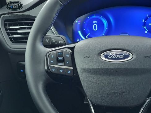 Certified 2022 Ford Escape Titanium w/ Class II Trailer Tow Package AWD/4WD image 28