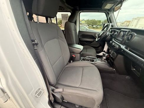 Certified 2021 Jeep Wrangler Unlimited Sport image 11