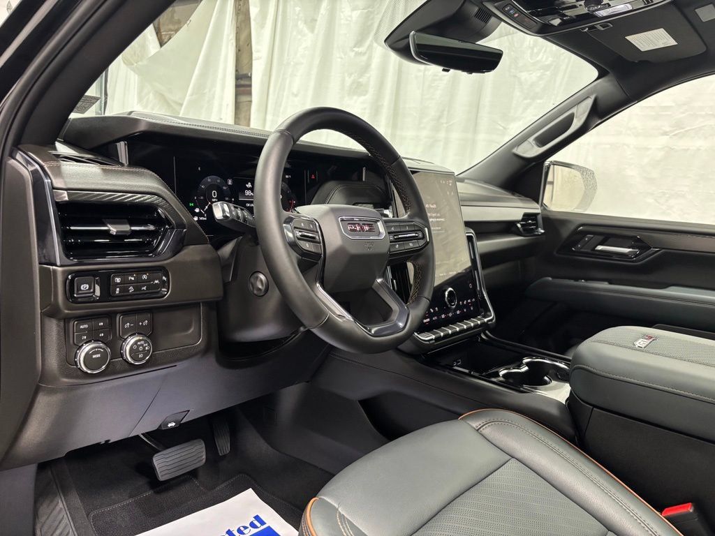 Used 2026 GMC Yukon XL AT4 w/ AT4 Premium Package AWD/4WD image 15
