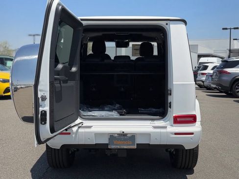 New 2026 Mercedes-Benz G 550 image 9
