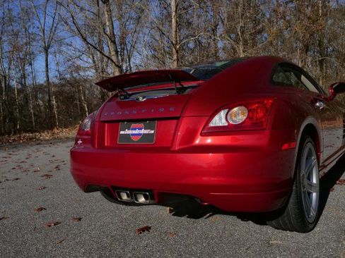 Used 2006 Chrysler Crossfire Limited image 9