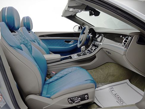 Used 2023 Bentley Continental GT S image 38