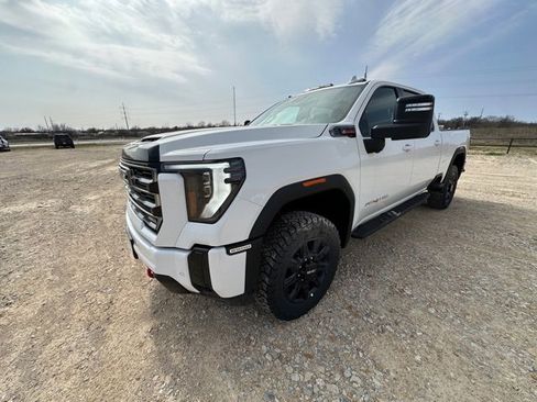 New 2026 GMC Sierra 2500 AT4 w/ AT4 Premium Plus Package image 11
