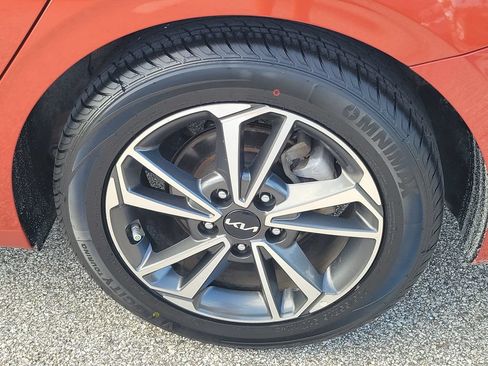 Used 2023 Kia Forte LXS FWD image 8