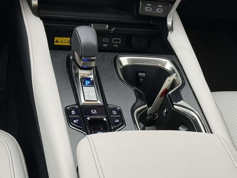 Used 2023 Lexus RX 350 Premium image 19