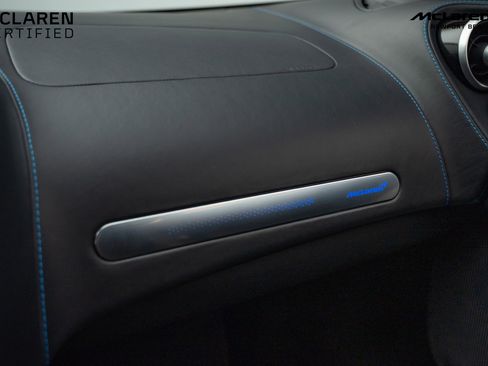 Used 2023 McLaren GT image 31