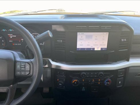 Used 2023 Ford F250 XL w/ STX Appearance Package AWD/4WD image 7