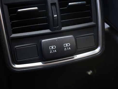 Certified 2024 Subaru Forester Premium AWD/4WD image 22