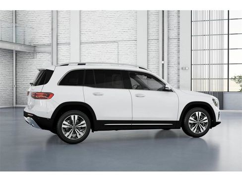 New 2026 Mercedes-Benz GLB 250 4MATIC image 18