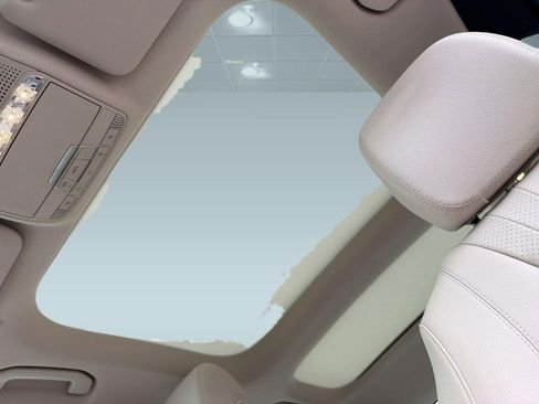 Used 2022 Mercedes-Benz E 350 Sedan image 16