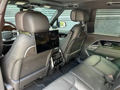 Used 2024 Land Rover Range Rover Autobiography AWD/4WD image 31