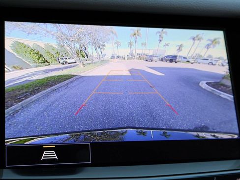 Certified 2025 Cadillac XT6 Premium Luxury image 27