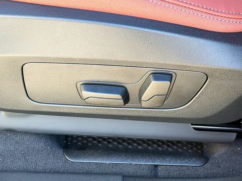 New 2026 BMW X2 xDrive28i w/ Technology Package image 24