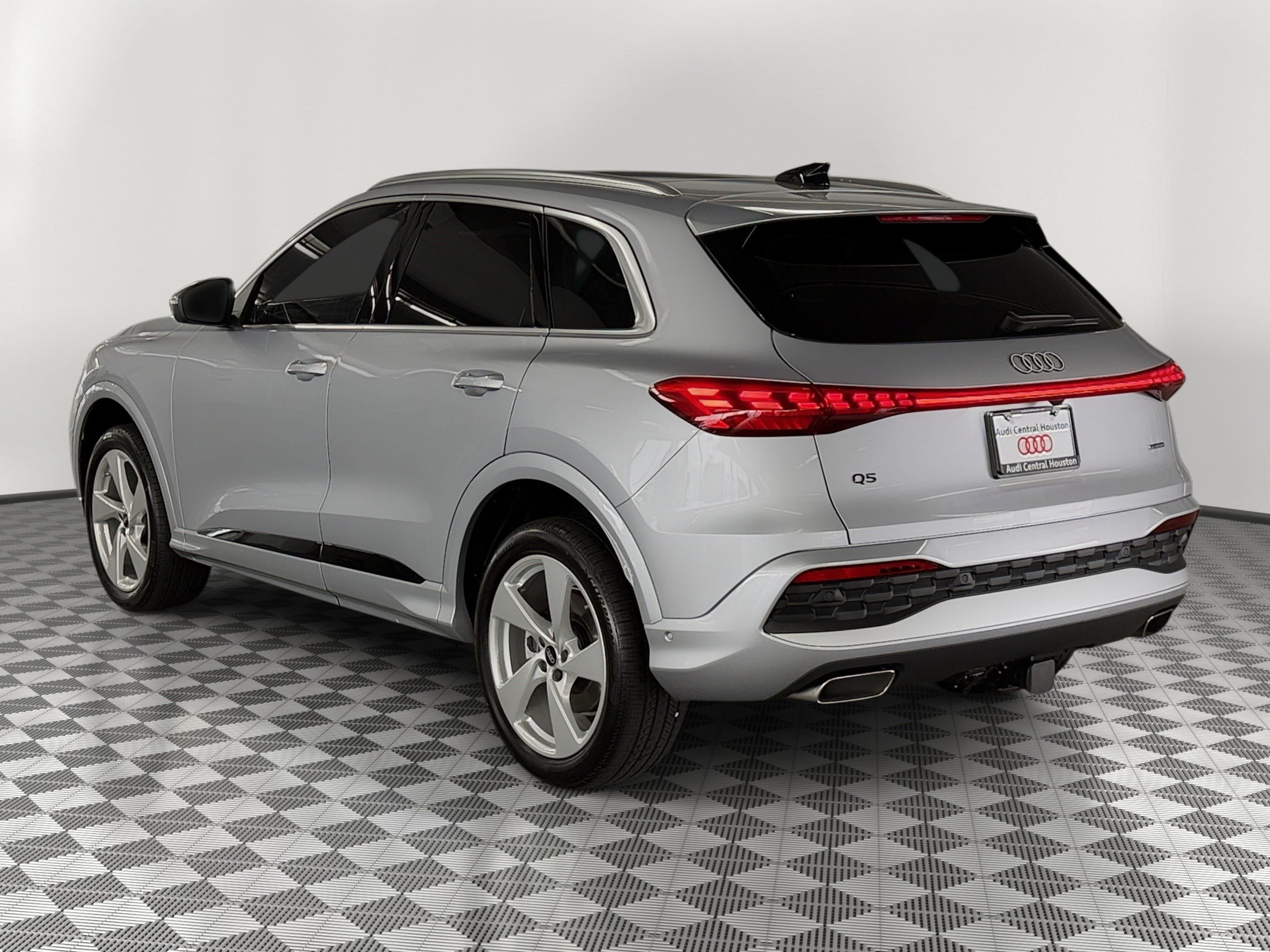 New 2026 Audi Q5 Premium AWD/4WD image 3